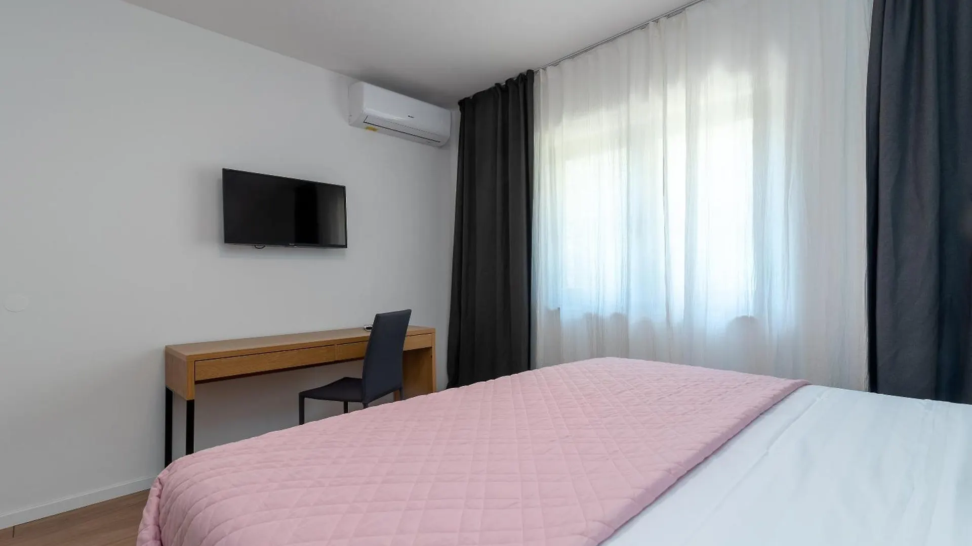 Maca Apartments & Suites Trogir Kroatien