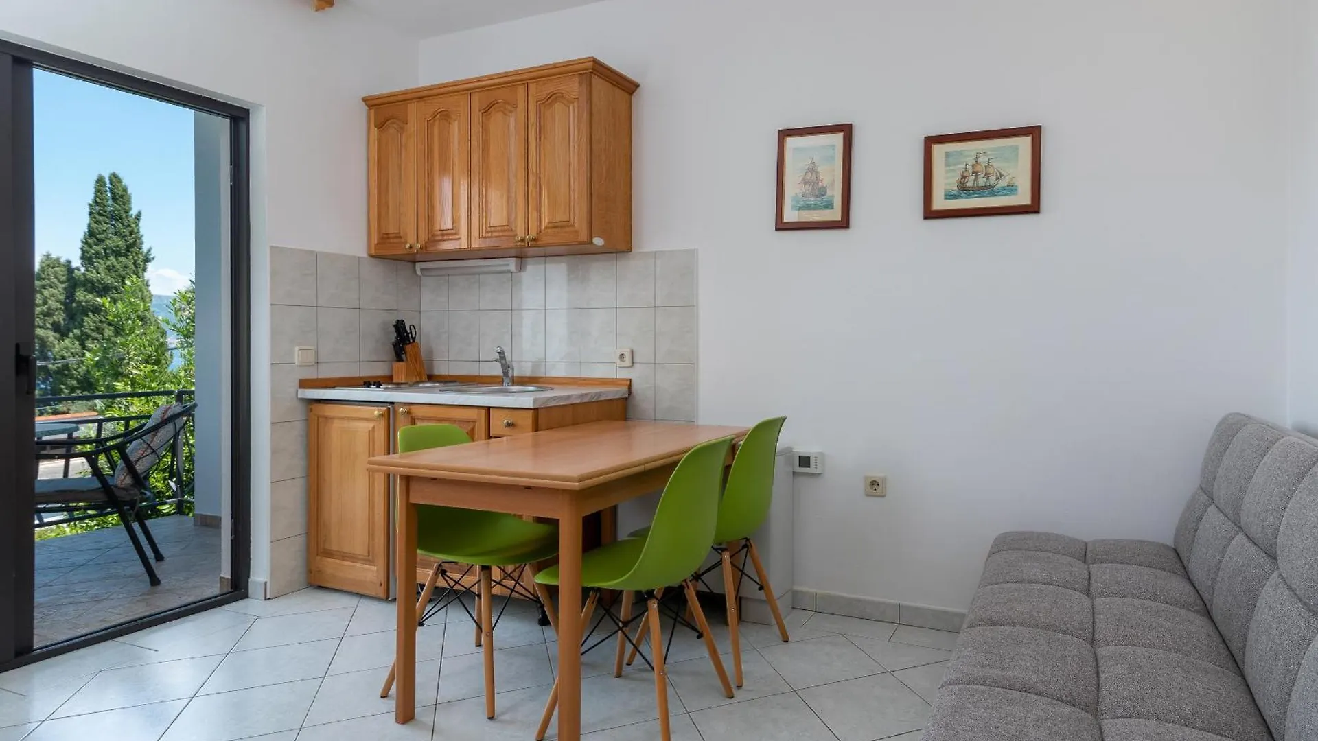 Maca Apartments & Suites Trogir Kroatien