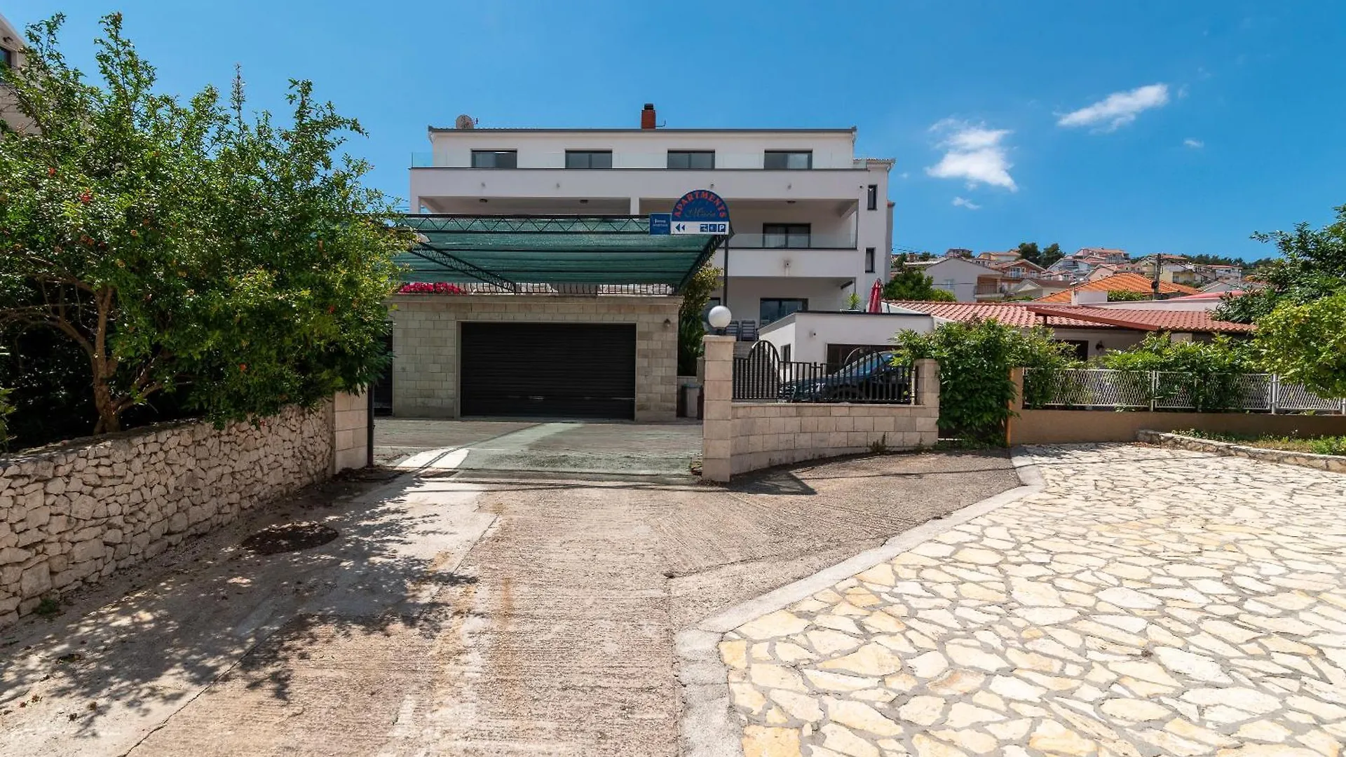 Maca Apartments & Suites Trogir