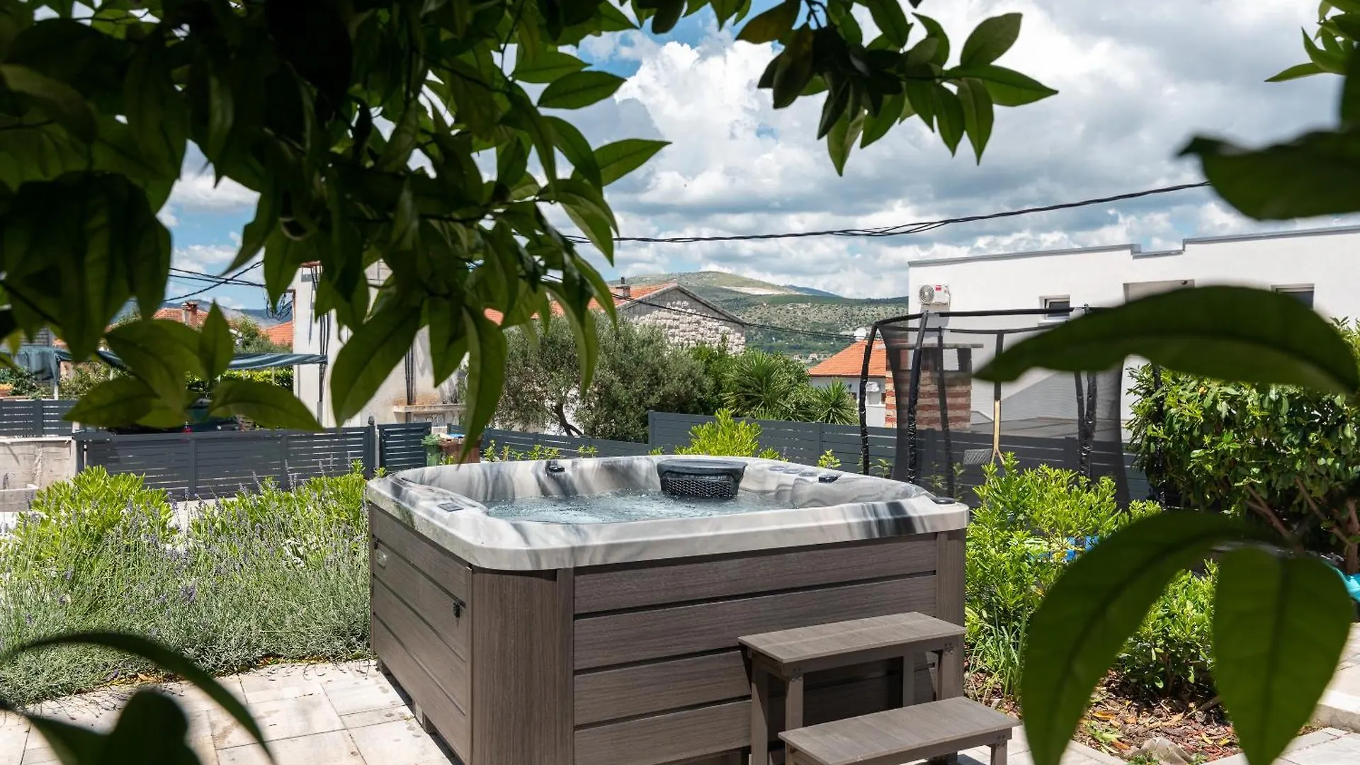 Maca Apartments & Suites Trogir