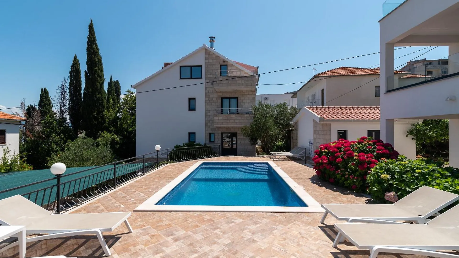 Maca Apartments & Suites Trogir